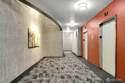 1100 106th Avenue NE #801, Bellevue, WA 98004 - Photo 5