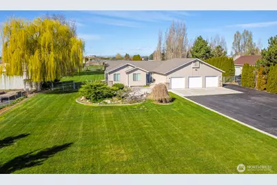 3440 Westshore Drive NE, Moses Lake, WA 98837 - Photo 1