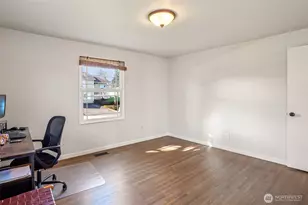 919 S 74th St, Tacoma, WA 98408 - Photo 17