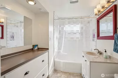 919 S 74th Street, Tacoma, WA 98408 - Photo 19