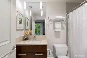 1 Ward St, Seattle, WA 98109 - Photo 21
