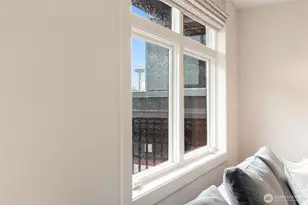 1 Ward St, Seattle, WA 98109 - Photo 29