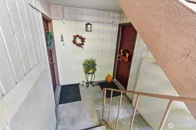 26425 Pennsylvania Avenue NE #34, Kingston, WA 98346 - Photo 17