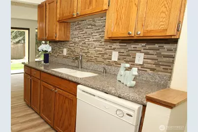 26425 Pennsylvania Avenue NE #34, Kingston, WA 98346 - Photo 19