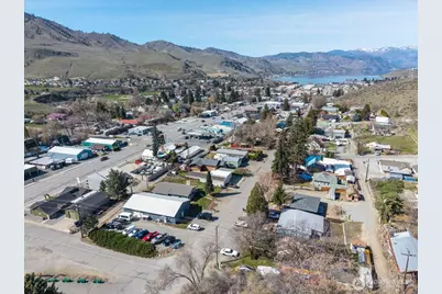 916 E Johnson Avenue, Chelan, WA 98816 - Photo 31