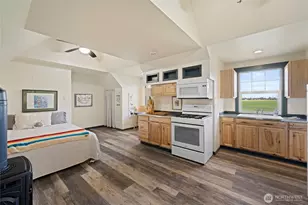 9177 Collins Rd, Sedro Woolley, WA 98284 - Photo 29