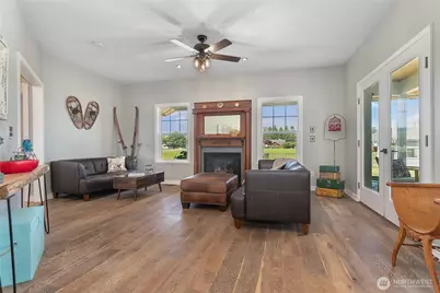 9177 Collins Road, Sedro Woolley, WA 98284 - Photo 13
