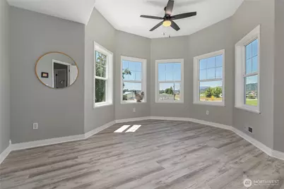 9177 Collins Road, Sedro Woolley, WA 98284 - Photo 15