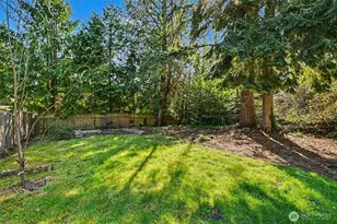 2327 NE 86th St, Seattle, WA 98115 - Photo 27