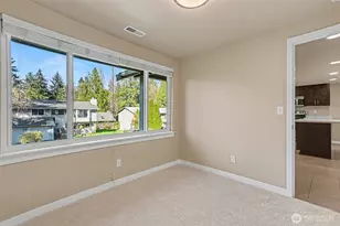 2327 NE 86th St, Seattle, WA 98115 - Photo 23