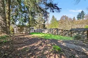 2327 NE 86th St, Seattle, WA 98115 - Photo 29