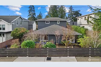 221 8th Avenue W, Kirkland, WA 98033 - Photo 3