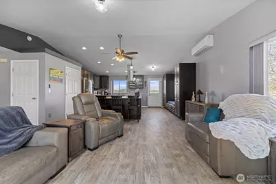 17771 Dunbar Road, Mount Vernon, WA 98273 - Photo 13