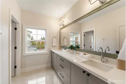 12811 SE 44th Place, Bellevue, WA 98006 - Photo 33