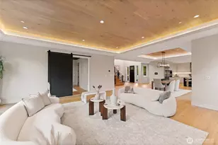 12811 SE 44th Pl, Bellevue, WA 98006 - Photo 13