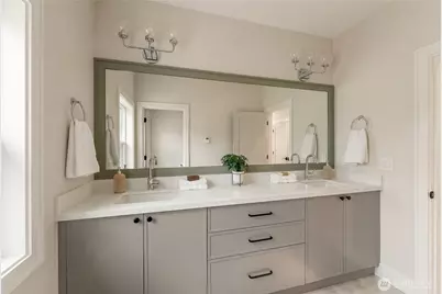 12811 SE 44th Place, Bellevue, WA 98006 - Photo 35