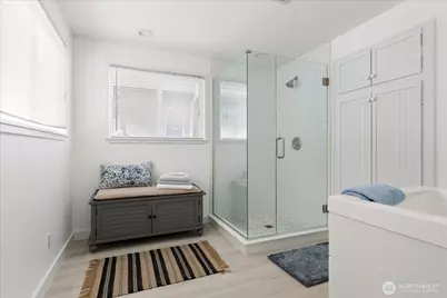 2185 Eastpoint Drive, Langley, WA 98260 - Photo 11