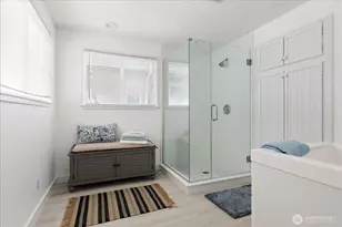 2185 Eastpoint Dr, Langley, WA 98260 - Photo 11