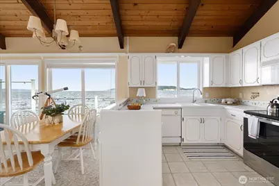 2185 Eastpoint Drive, Langley, WA 98260 - Photo 7