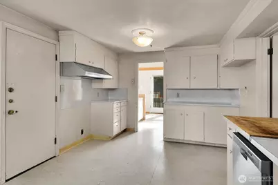 4719 NE Park Place, Seattle, WA 98115 - Photo 15
