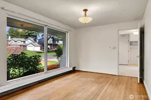 4719 NE Park Pl, Seattle, WA 98115 - Photo 9