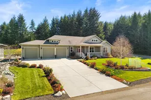 24 Pelton Ct, Port Ludlow, WA 98365 - Photo 1