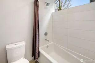 1601 E Jefferson St, Seattle, WA 98122 - Photo 15