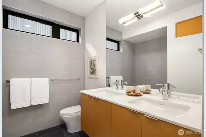 204 Shepard Way NW, Bainbridge Island, WA 98110 - Photo 17