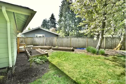 215 163rd Place SE, Bellevue, WA 98008 - Photo 21