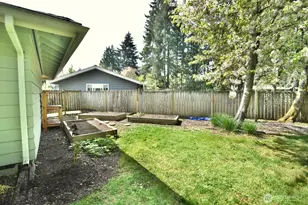 215 163rd Pl SE, Bellevue, WA 98008 - Photo 21