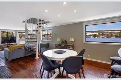 2401 N Northlake Way #B13, Seattle, WA 98103 - Photo 9