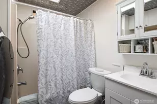 18289 E State Route 3, Allyn, WA 98524 - Photo 5