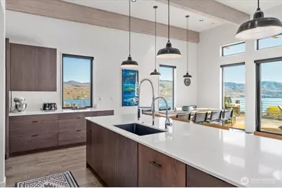 140 Clos Chevalle Road, Chelan, WA 98816 - Photo 15