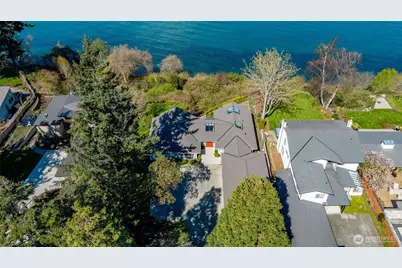 2720 Oakes Avenue, Anacortes, WA 98221 - Photo 17