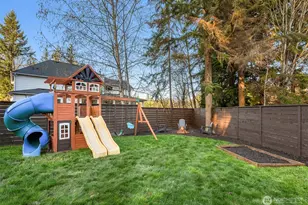 12817 219th Pl SE, Snohomish, WA 98296 - Photo 37