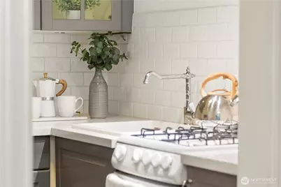 1726 15th Avenue #14, Seattle, WA 98122 - Photo 13