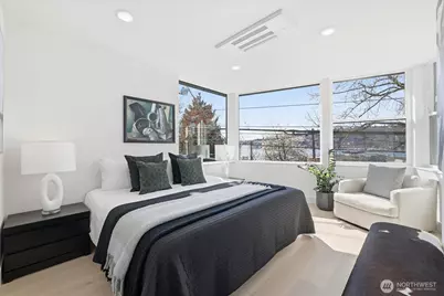 2010 Fairview Avenue E #B, Seattle, WA 98102 - Photo 15