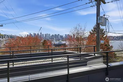 2010 Fairview Avenue E #B, Seattle, WA 98102 - Photo 3