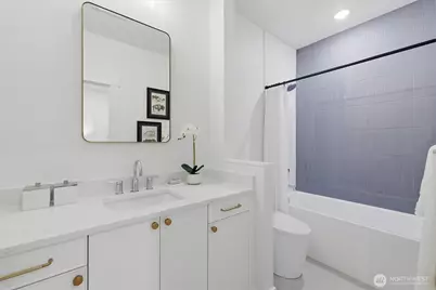 2010 Fairview Avenue E #B, Seattle, WA 98102 - Photo 29