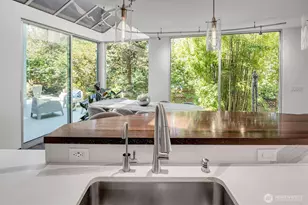 9204 SE 33rd Pl, Mercer Island, WA 98040 - Photo 11
