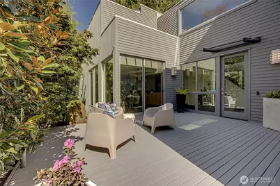 9204 SE 33rd Place, Mercer Island, WA 98040 - Photo 5