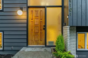 9101 30th Ave NE, Seattle, WA 98115 - Photo 3