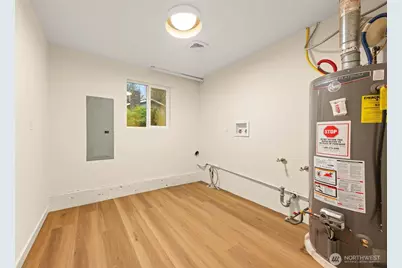 9101 30th Avenue NE, Seattle, WA 98115 - Photo 29