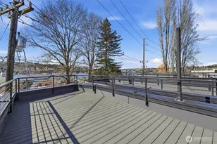 2010 Fairview Ave E, Seattle, WA 98102 - Photo 31