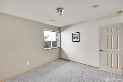 915 N Laurel Lane, Tacoma, WA 98406 - Photo 15