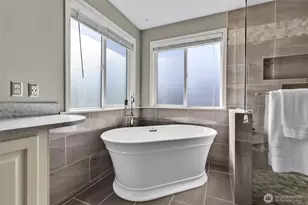 915 N Laurel Ln, Tacoma, WA 98406 - Photo 23