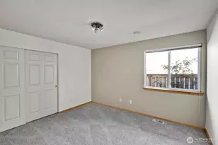 915 N Laurel Ln, Tacoma, WA 98406 - Photo 13