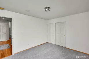 915 N Laurel Ln, Tacoma, WA 98406 - Photo 13