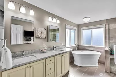 915 N Laurel Lane, Tacoma, WA 98406 - Photo 23