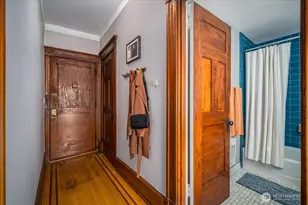 626 13th Ave E, Seattle, WA 98102 - Photo 15